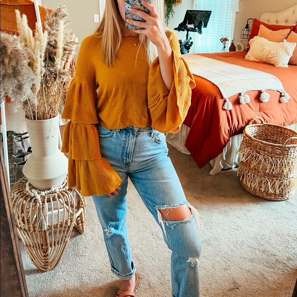 Gianni Bini mustard balloon sleeve sweater - Picture 1 of 5
